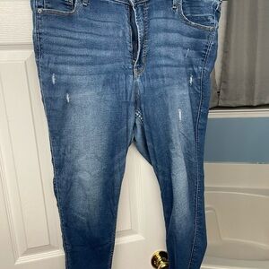 Old Navy distressed jeans size 18